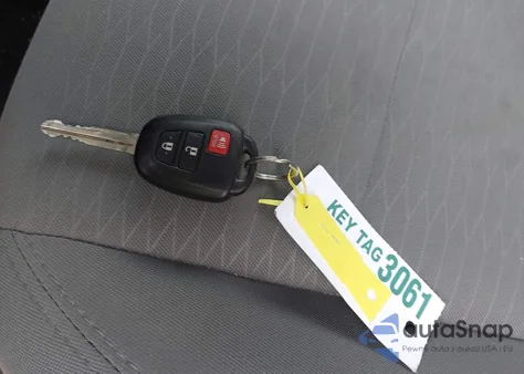 2018 Toyota Tacoma Sr5 V6 z USA, uszkodzony, nr VIN 3TMAZ5CN5JM069215